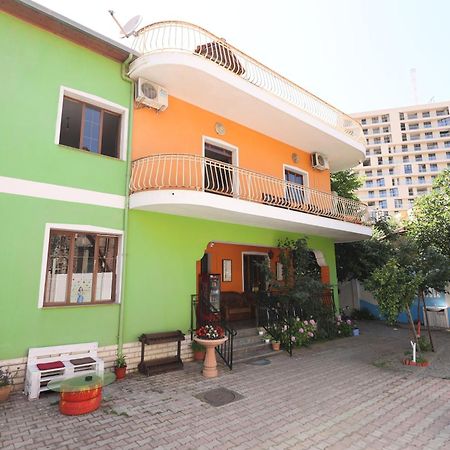 Hostel Osho Tiranë Luaran gambar