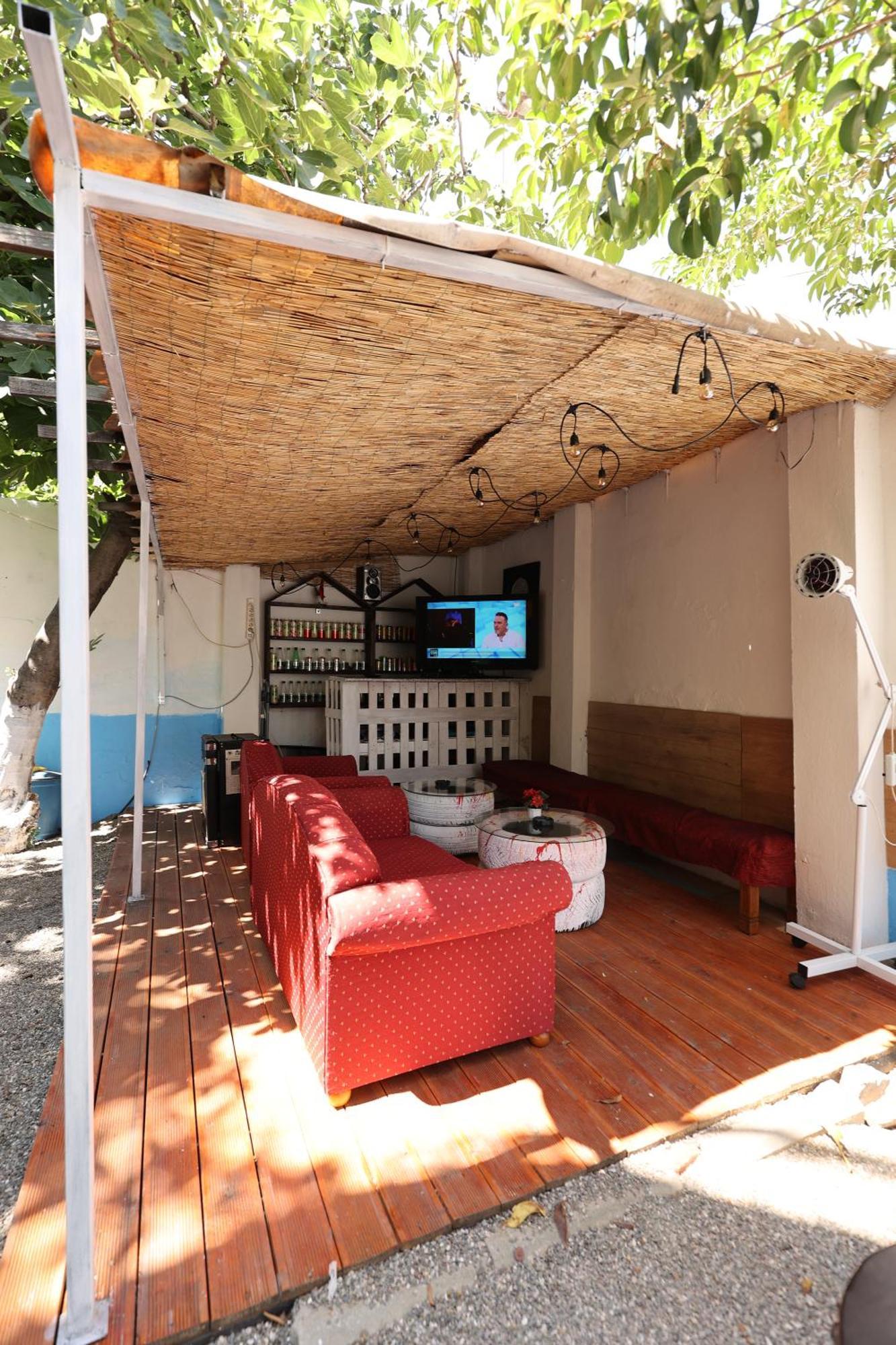 Hostel Osho Tiranë Luaran gambar