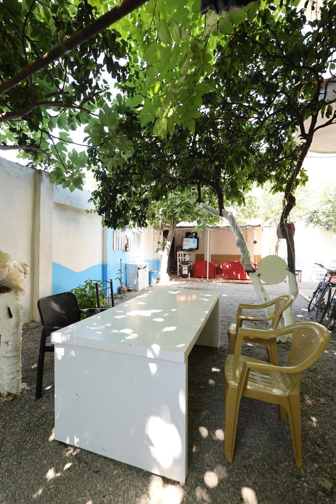 Hostel Osho Tiranë Luaran gambar