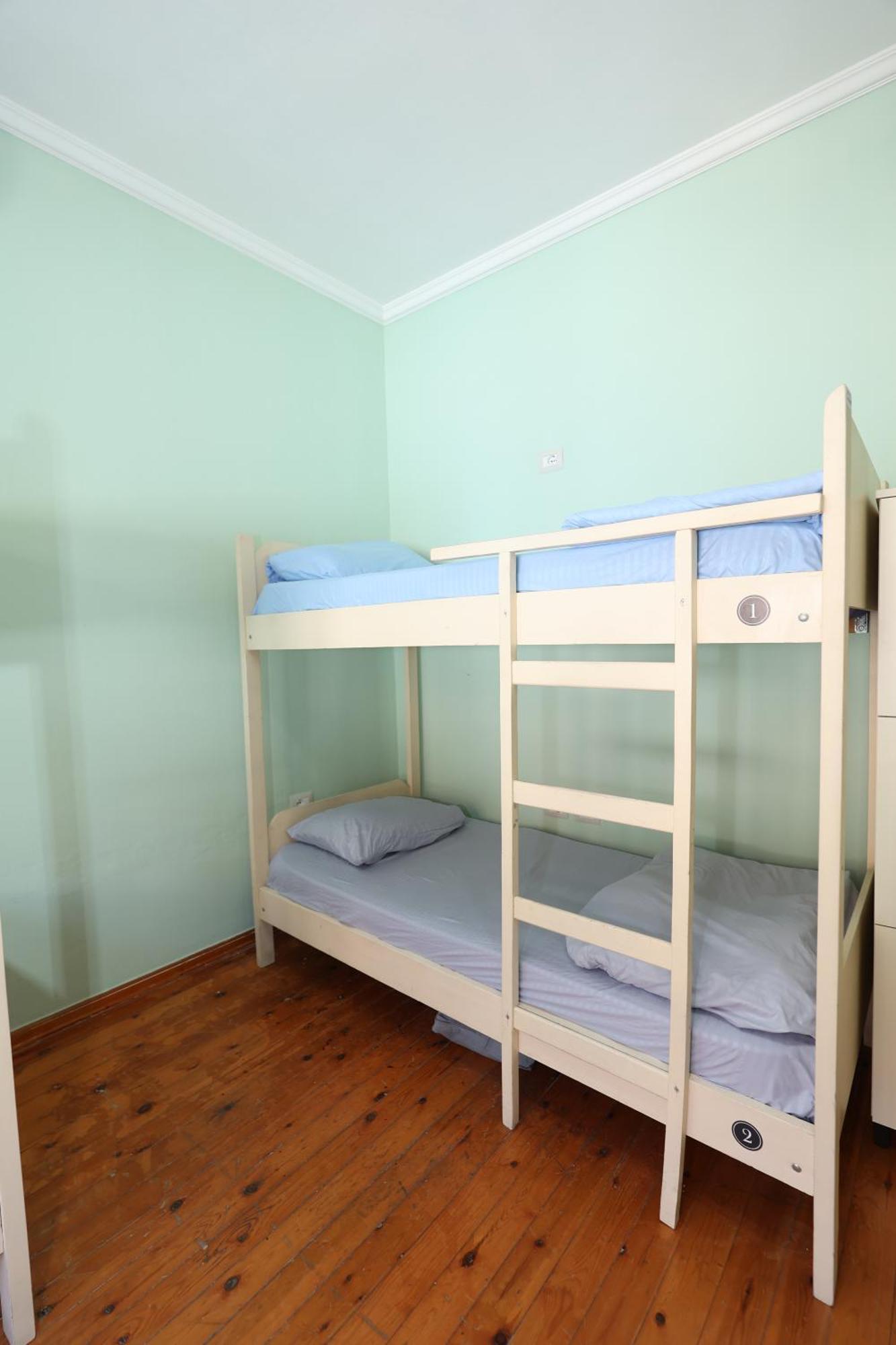 Hostel Osho Tiranë Luaran gambar